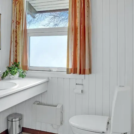 Beautiful In With Wifi And 3 Bedrooms Ferienhaus Bindslev